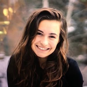 Meet your Posher, Courtney